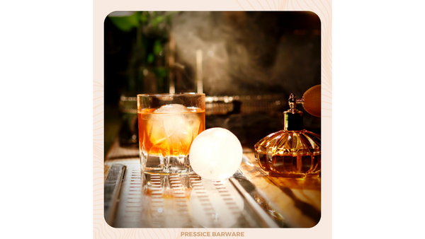 Amber Ice Ball Press for Perfect Cocktails. Premiun Ice Press for Creating Big Perfect Crystal-Clear Ice Balls 65MM. for Bartenders and for Your